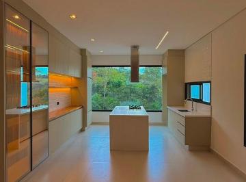 Casa de 4 quartos, Santana de Parnaíba · Casa de 180 m² com 4 quartos à venda em Chácara Jaguari