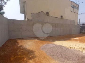 Comercial · 1112m² · 20 Vagas · Prédio Comercial para venda e aluguel em Centro de 1112.00m² com 20 Garagens