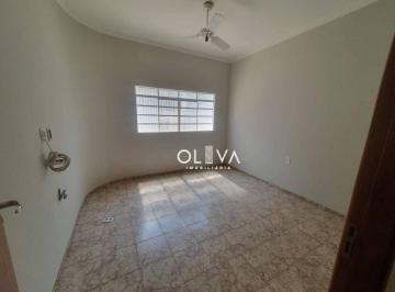 Casa · 180m² · 3 Quartos · 2 Vagas · Casa para venda e aluguel em Jardim Conceição de 180.00m² com 3 Quartos, 1 Suite e 2 Garagens