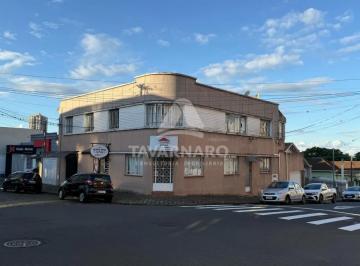 Fachada · Prédio de esquina no Centro