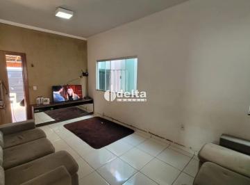Casa · 250m² · 3 Quartos · 2 Vagas · Casa residencial com 3 quartos sendo 1 suíte disponível para venda no bairro Jardim Europa em Uberlâ