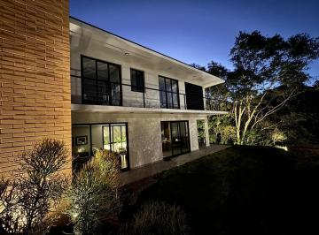 img0 · Casa em Condomínio com 2 Quarto(s) e 2 banheiro(s) para Alugar, 222 m² por R$ 16666 / Mês