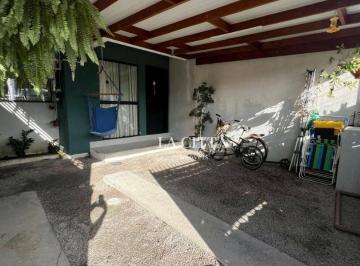 189bb8f56d469f0304e90b00e24b1197c37dd4a9 · Casa com 3 dormitórios, 60 m² - venda por R$ 530.000 ou aluguel por R$ 3.500/mês - Espinheiros - Ita
