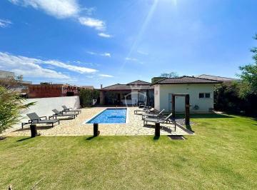 24a693fb000bd76524545c60d0a9b31bc4960b15 · Casa com 4 dormitórios à venda, 320 m² por R$ 2.200.000,00 - Condomínio Palmeiras Imperiais - Salto/