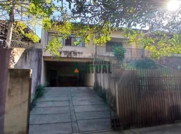 18976415230.jpg · CASA COM 3 QUARTOS SENDO UMA SUÍTE A VENDA NA REGIÃO CENTRAL DE LONDRINA.