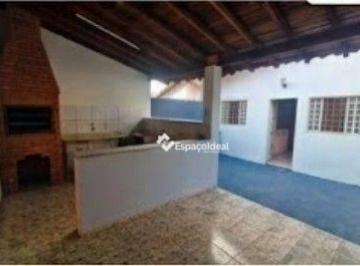a99de76f7e31c5577dc606e5f1964f69e52f0b52 · Seu Novo Lar: 2 quartos + edícula em localização privilegiada e valorizada!