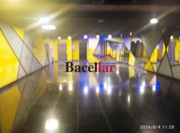 Comercial · 750m² · Prédio espetacular em frente ao Metrô Saens Pena 3 andares elevador pronto