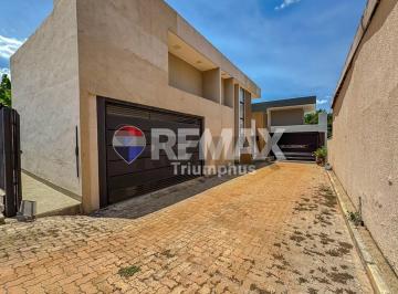 Casa · 285m² · 3 Quartos · 2 Vagas · Seu Novo Lar no Coração de Vicente Pires