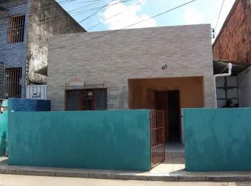 Casa · 126m² · 3 Quartos · CASA COM 126 m² - 1 SUÍTE - MADALENA - PERTO DE TUDO!