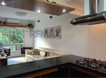 Apartamento · 70m² · 2 Quartos · 1 Vaga · Apartamento reformado com 2 dormitórios (1 suíte), lazer e svç de praia nas Astúrias, para locação