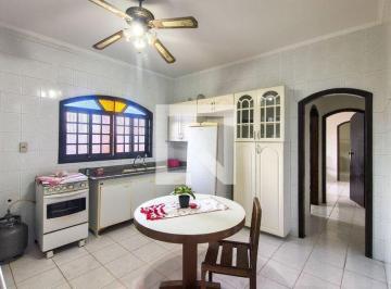 Casa · 200m² · 1 Quarto · 4 Vagas · Casa para Aluguel - Cidade da Criança, 1 Quarto, 200 m² - Praia Grande