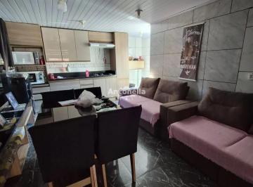 Casa · 65m² · 3 Quartos · 2 Vagas · Apartamento à venda no bairro Reolon