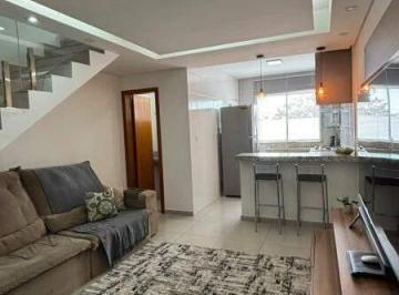 Casa · 66m² · 2 Quartos · 2 Vagas · Casa de 02 quartos no bairro Imperial!
