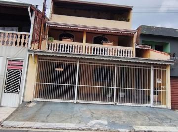 Casa · 200m² · 4 Quartos · 2 Vagas · Terreno com 3 Casas à Venda na Vila Popular | Várzea Paulista, 200m²