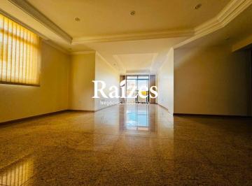 Apartamento · 205m² · 4 Quartos · 3 Vagas · Espaçoso Apartamento de 205m² com 4 Quartos sendo 2 Suítes, Sacadas e 3 Vagas de Garagem