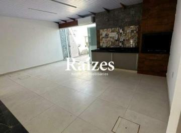 Casa · 101m² · 3 Quartos · 1 Vaga · Casa em Condomínio Fechado com 3 Quartos sendo 1 Suíte e Varanda Gourmet em Uberlândia