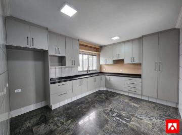 Casa · 223m² · 4 Quartos · 5 Vagas · Casa com 4 quarto, 2 suítes e 5 vagas para locação na Vila Grego em Santa Bárbara D'Oeste