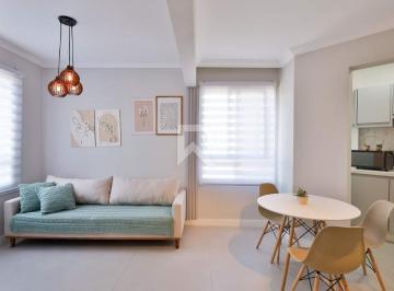 Apartamento · 52m² · 2 Quartos · 1 Vaga · Apartamento Mobiliado Face Norte com Vista Livre, 2 Quartos e 1 Vaga para Locação - Bigorrilho - Cur