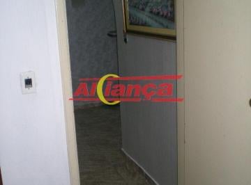 Casa · 100m² · 2 Quartos · 1 Vaga · Casa não individual 100m², com 2 quartos para locação Parque Santo Antônio - Guarulhos