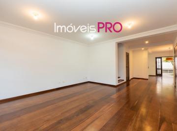 Casa · 239m² · 3 Quartos · 3 Vagas · Casa de vila  239m² com 3 quartos, sendo 1 suíte,