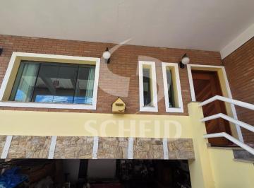 Casa · 160m² · 4 Quartos · 2 Vagas · Casa no Jardim São Luis, com 4 quartos, sendo 3 suites, cozinha, 2 salas, área gourmet e 2 vagas.