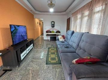 Casa · 253m² · 4 Quartos · 4 Vagas · Sobrado à Venda | 3 Suítes | Semi Mobiliado | 4 Vagas | Espaço Gourmet