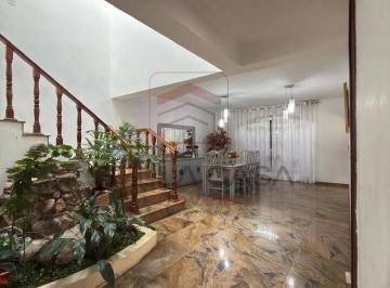 Casa · 470m² · 4 Quartos · 6 Vagas · Sobrado Amplo no Jrd. Avelino