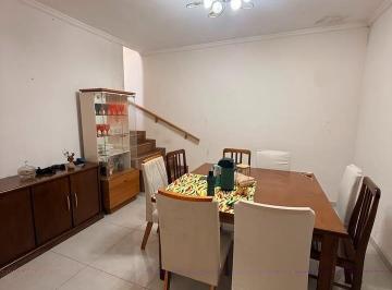 Casa · 180m² · 3 Quartos · 1 Vaga · Casa à venda - em Santa Maria