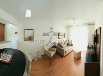 Apartamento · 70m² · 3 Quartos · 1 Vaga · Apartamento a Venda na Zona Central - City Life - 70m²  - 3 Dormitórios.
