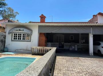 Casa · 250m² · 3 Quartos · 2 Vagas · Oportunidade - Casa Terrea - Bosque dos Eucalipto - 3 Dormitórios - 150m².