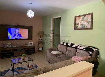 Casa · 200m² · 4 Quartos · 2 Vagas · Oportunidade - Casa Térrea - Cidade Vista Verde - 3 Dormitórios - 155m².