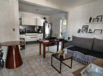Casa · 303m² · 2 Quartos · 3 Vagas · Casa - Jardim Satélite - 2 dormitórios - 300m².