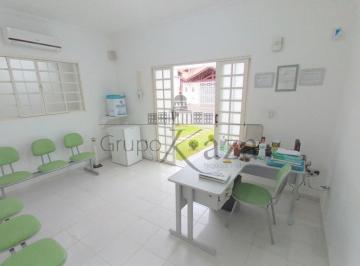 Comercial · 144m² · 2 Quartos · 1 Vaga · Oportunidade - Casa Comercial - Jardim Veneza - São Jose dos Campos - 63m²