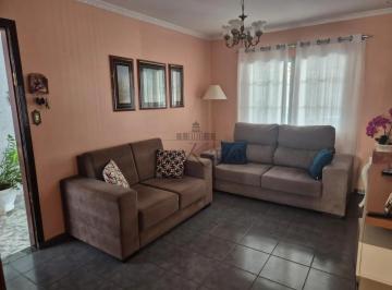 Casa · 300m² · 3 Quartos · 2 Vagas · Oportunidade - Casa com Edícula - Jardim Motorama - 3 Dormitórios - 300m².