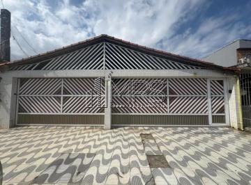 Casa · 153m² · 3 Quartos · 4 Vagas · Espaçosa Casa Térrea 3 Quartos à Venda no Maracanã, Praia Grande