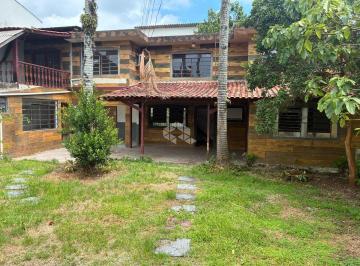 Casa · 130m² · 3 Quartos · 2 Vagas · Casa em Jardim Cidade de Florianópolis - Aceita financiamento