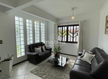 Casa · 180m² · 3 Quartos · 2 Vagas · Casa à Venda em Praia João Rosa Biguaçú - 3 Dormitórios