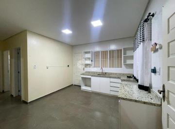 Casa · 130m² · 3 Quartos · 2 Vagas · Casa de três dormitórios com Suíte no bairro São José