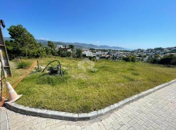Terreno · 1360m² · Terreno de esquina no alto do Jardim Panorâmico em Garopaba SC, com 1.360 m², com vista para o mar