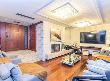 Apartamento · 412m² · 4 Quartos · 3 Vagas · Cobertura Espetacular com Piscina Privativa e 3 Vagas, no coração do Moinhos