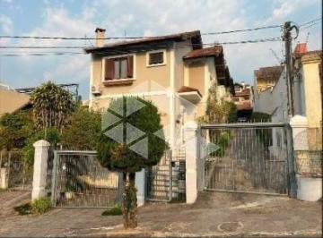 Casa · 152m² · 3 Quartos · 2 Vagas · Casa com 3 dormitórios no bairro Camaquã - Porto Alegre/RS
