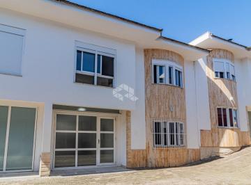 Casa · 109m² · 3 Quartos · 2 Vagas · Casa com 3 dormitórios em Condomínio no bairro Teresópolis