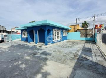 Casa · 67m² · 2 Quartos · Casa de Esquina Imóvel com Viabilidade Comercial e Alvará Comercial em capoeiras
