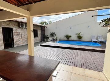 Casa · 98m² · 2 Quartos · 1 Vaga · Casa à Venda em Palhoça com 2 Quartos, Suíte, Piscina e Excelente Localização