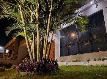 Casa · 180m² · 3 Quartos · 4 Vagas · CASA TERREA EM CONDOMINIO FECHADO EM PALHOCA /SC - 3 QUARTOS 4 VAGAS OPORTUNIDADE IMPERDIVEL