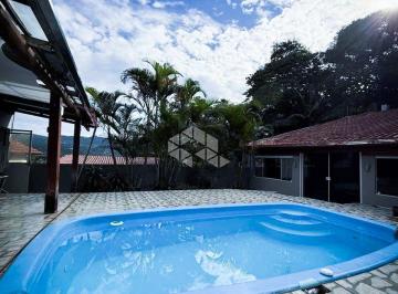 Casa · 287m² · 3 Quartos · 2 Vagas · Casa com piscina, 3 quartos, suíte com banheira e espaço gourmet