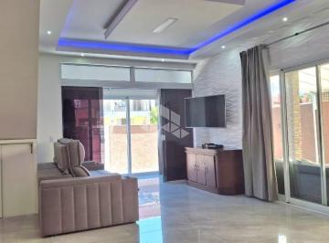 Casa · 258m² · 6 Quartos · 2 Vagas · CASA AMPLA À VENDA NA PRAIA DOS INGLESES - 6 DORMITÓRIOS, 300M DO MAR, FINANCIÁVEL E COM ALTO POTENC