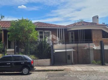 Casa · 526m² · 5 Quartos · 2 Vagas · Casa 4 dormitórios com piscina no centro de Santa Maria /RS