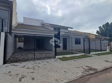 Casa · 154m² · 3 Quartos · 2 Vagas · Casa à venda com três quartos e suíte no Bairro Pinheiro Machado em Santa Maria RS