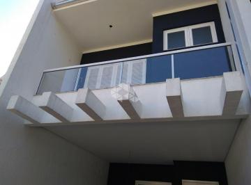 Casa · 190m² · 2 Quartos · 2 Vagas · Sobrado com 2 dormitórios, sendo 1 suíte com hidromassagem, à venda no bairro Moinhos, em Lajeado/RS